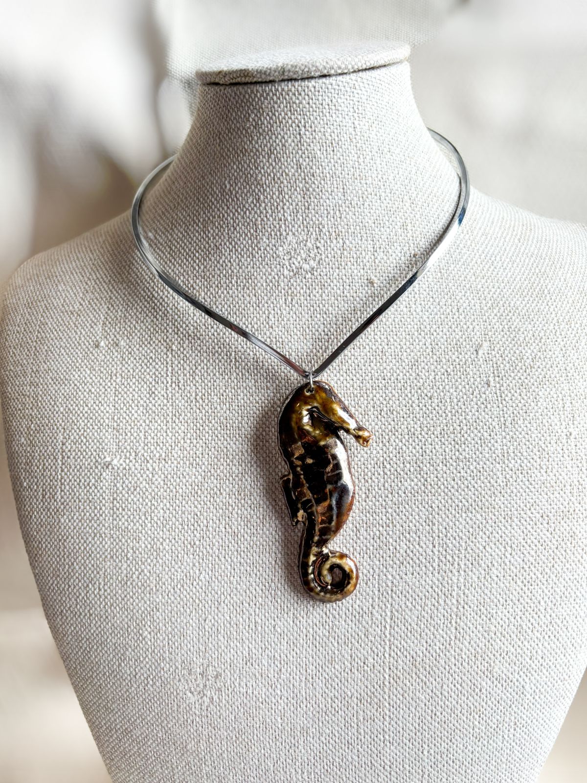 Choker Cavalo Marinho Grafite