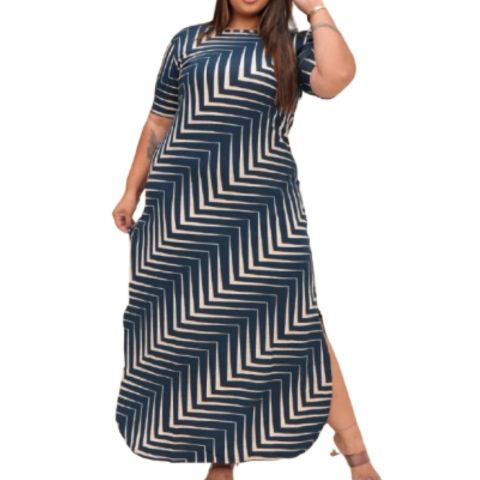 Vestido Curve com Fenda Estampado e Liso Plus Size