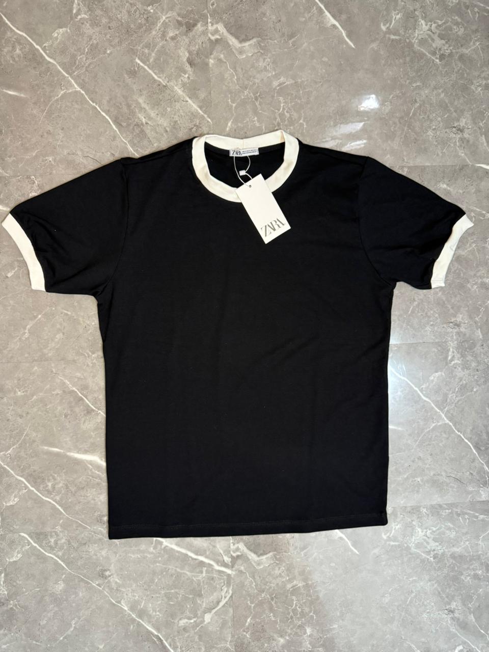 Camiseta Zara Canelada Preta