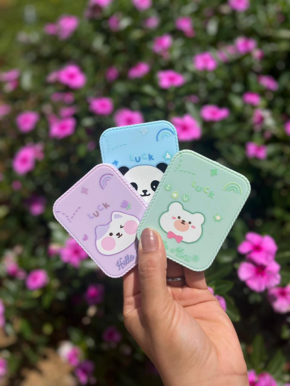 Espelho com Pente Hello Mini   Compacto, Dobrável e Super Prático | Ideal para Bolsa