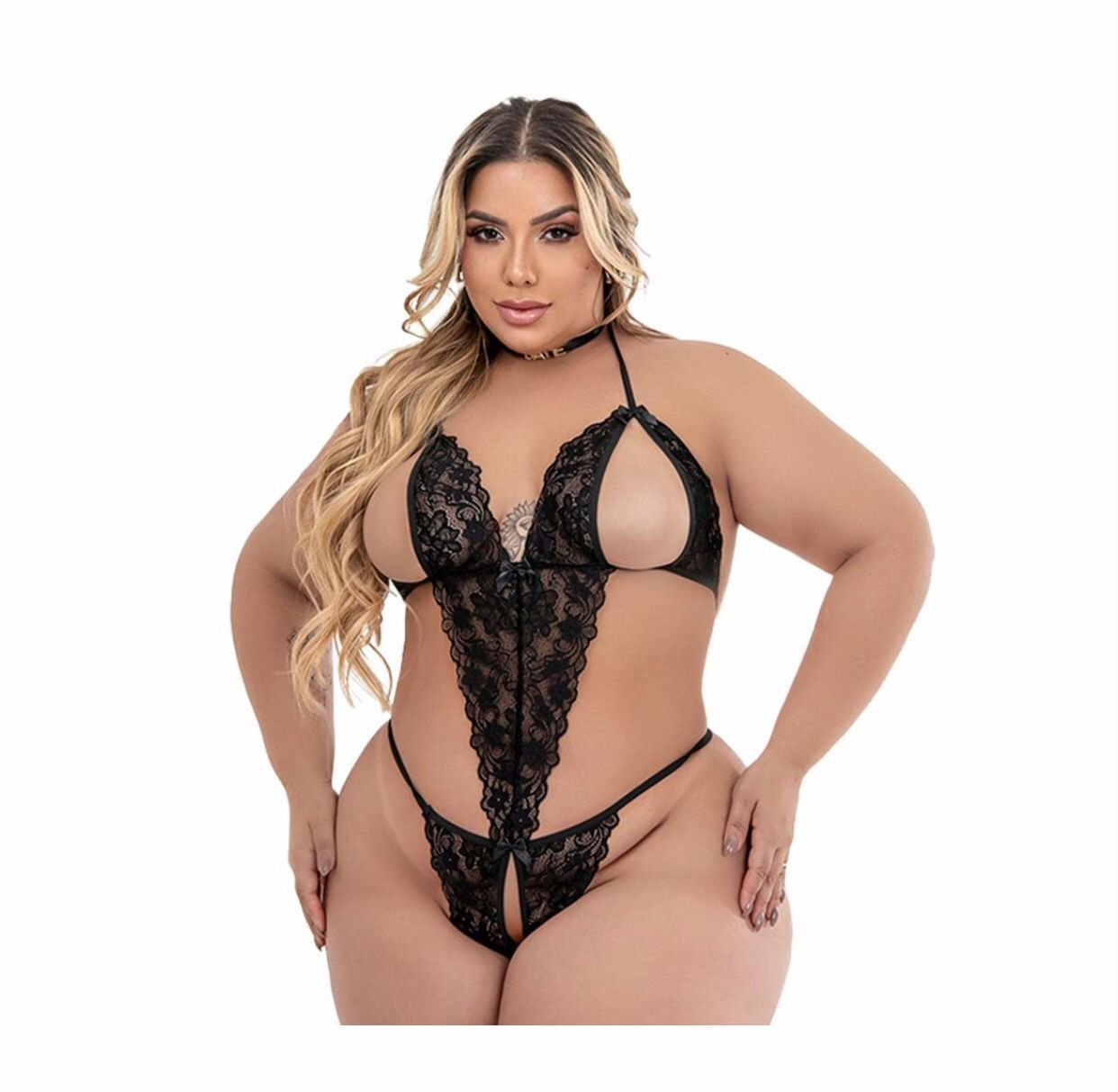 Body apressadinha com abertura e com nome em renda Plus Size (LEIA A DESCRIÇÃO)
