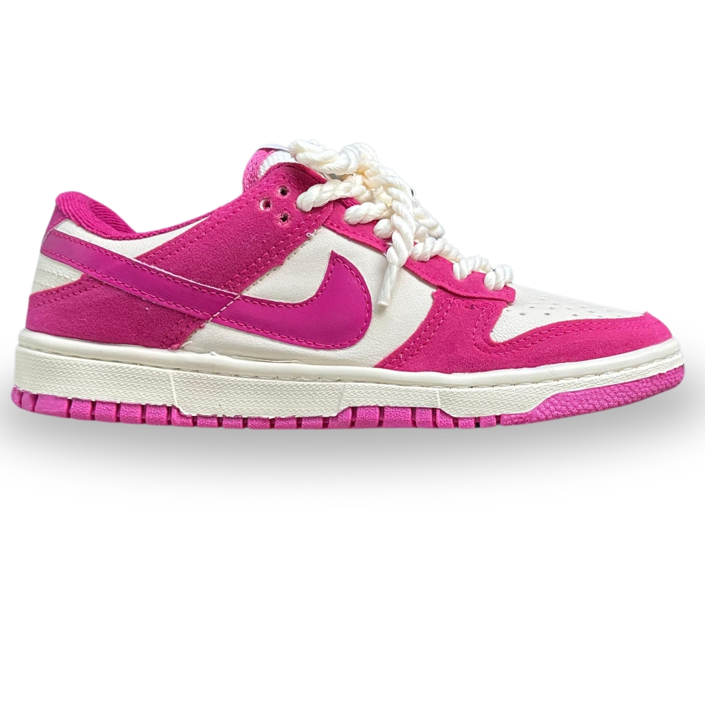 Nike Dunk Low Pro Luxo Off - Pink (2 pares de cadarço)