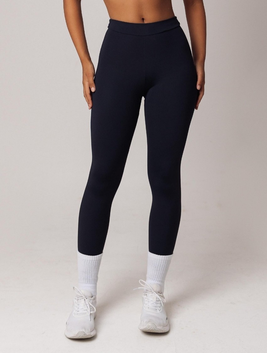 Legging básica cor preta
