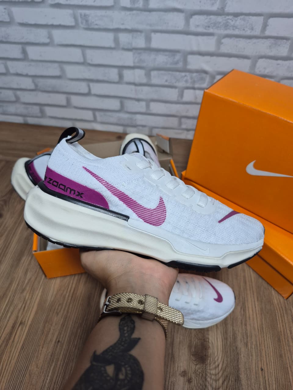 Nike Zoom X Invincible Run 3 | Branco e Velvet