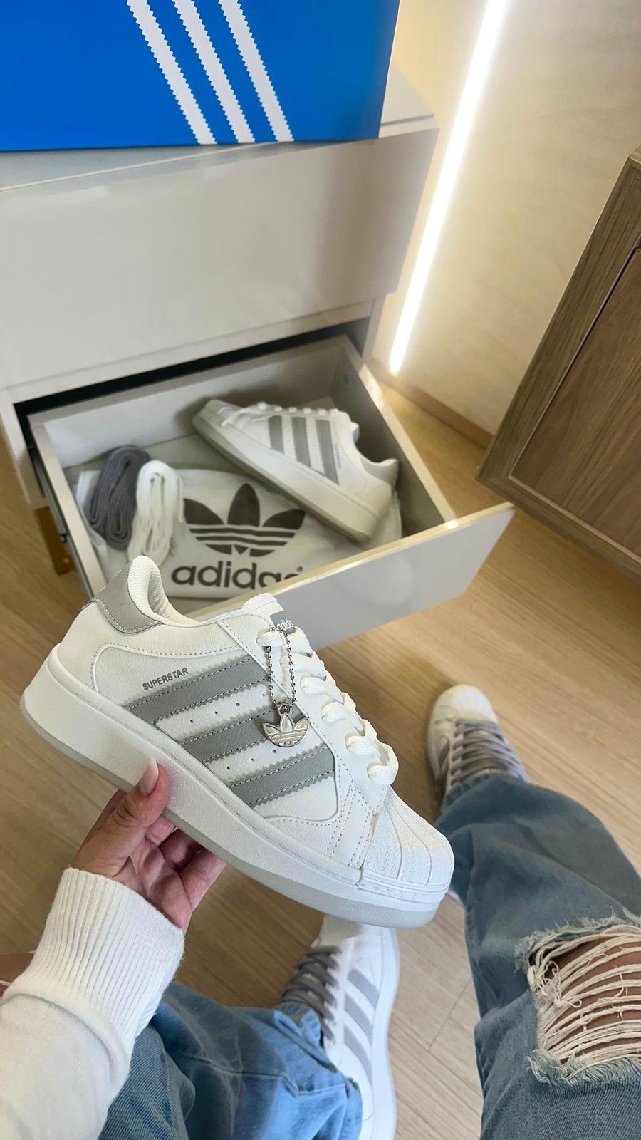 Adidas Super Star | Branco e Cinza