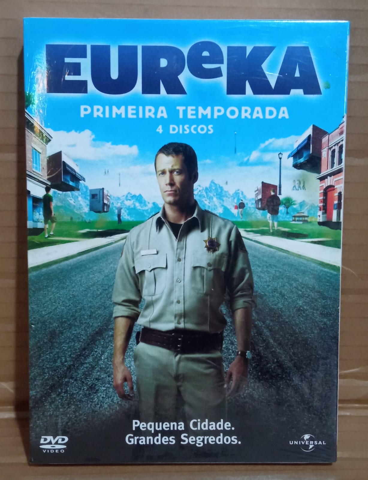 EUREKA - Primeira Temporada (Colin Ferguson - 4 discos - lacrado)