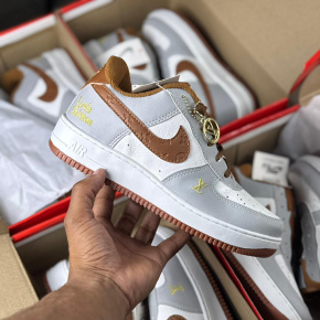 Air Force LV x Branco/Cinza/Marom