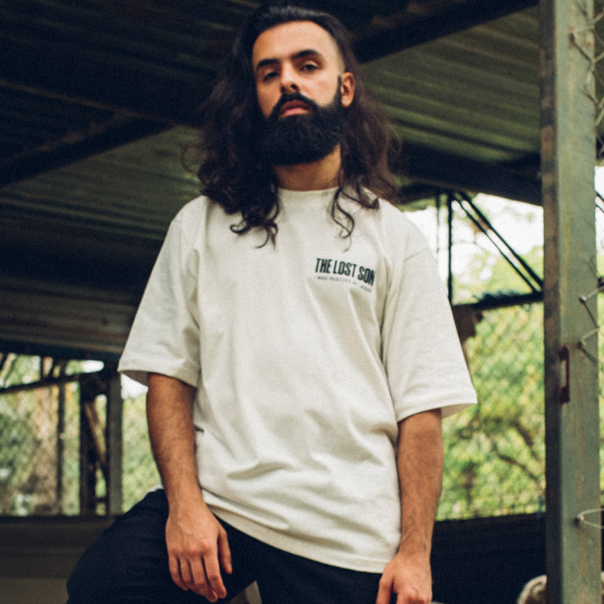 Camiseta Over Malhão Rescued by Jesus