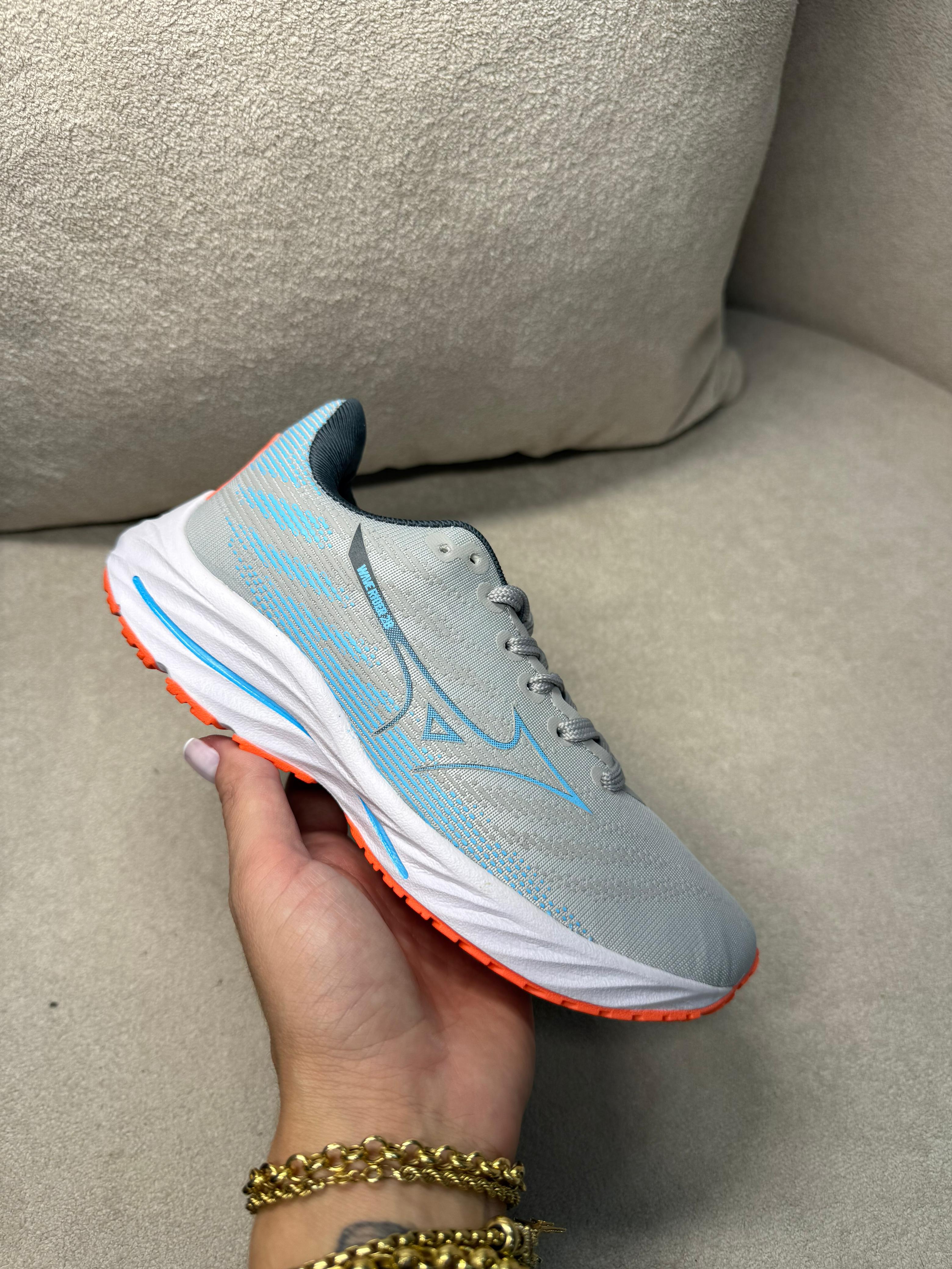 Mizuno Wave Rider 28 | Cinza, Azul e Branco