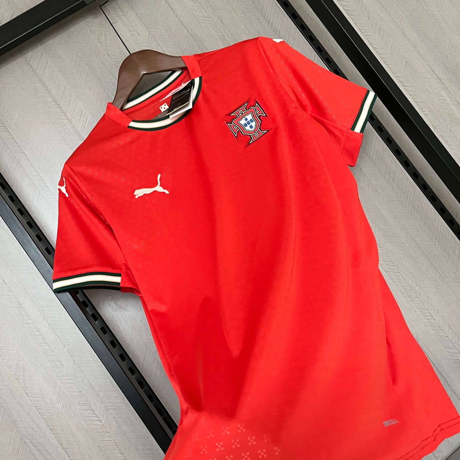 Camisa I de Portugal | 25/26