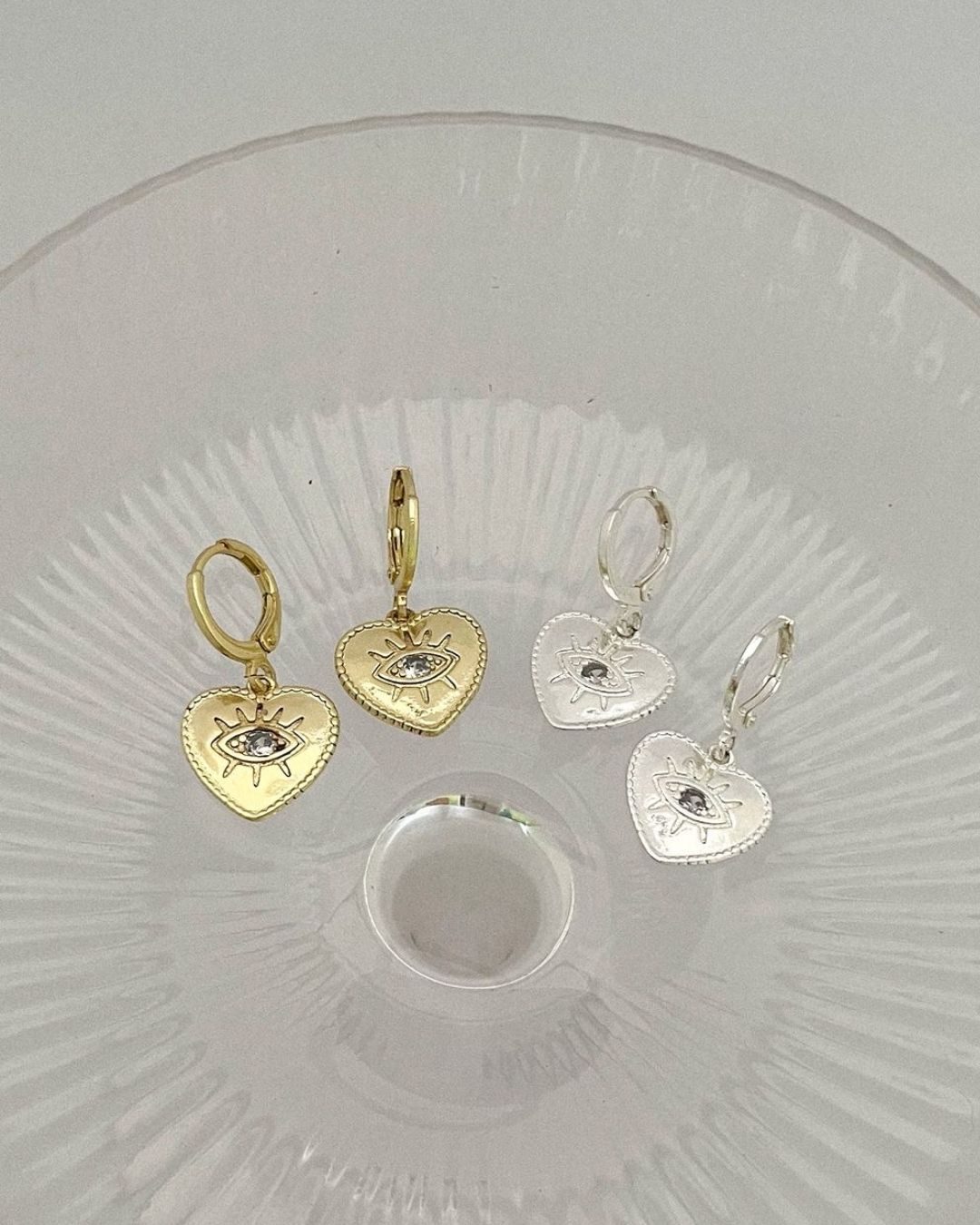 Brinco argola mistic com zircônia