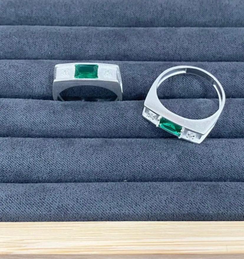 Dedeira Formatura Masculino Prata 925-Baguete com Detalhes