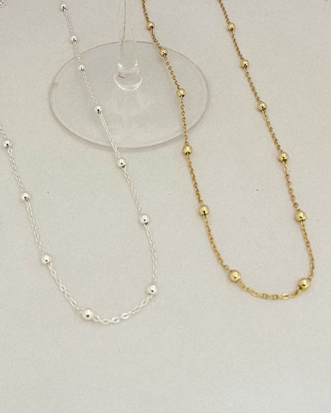 Colar com esferas Rosi