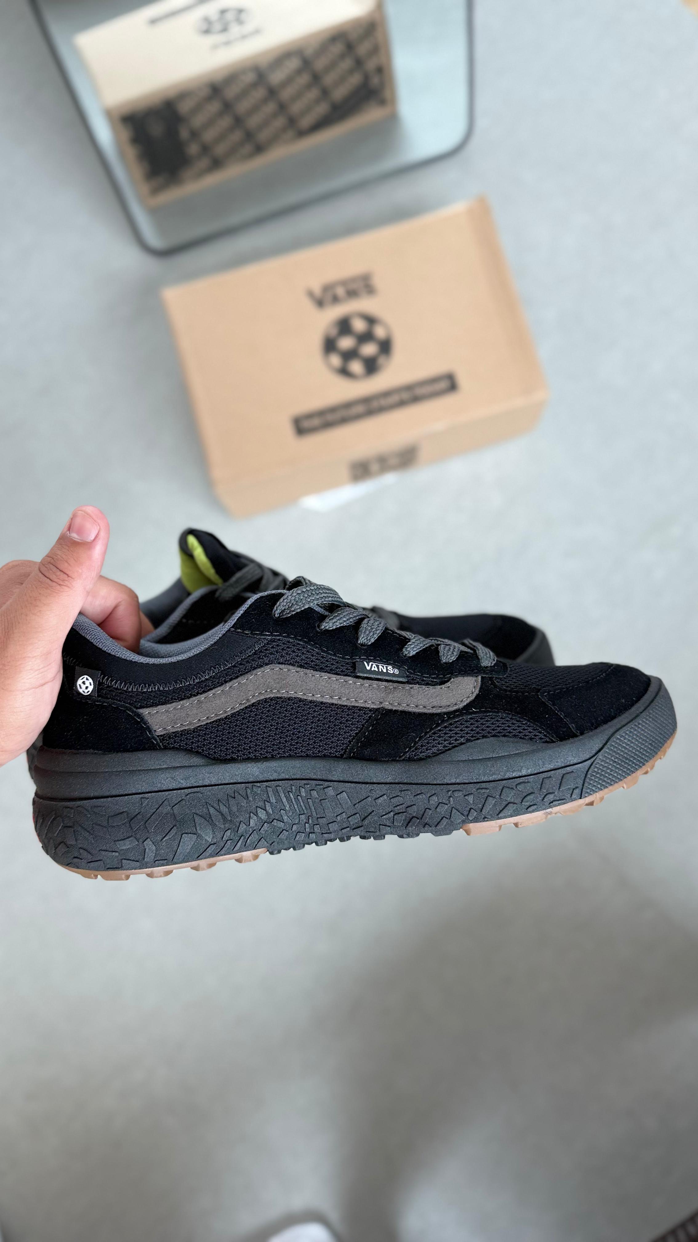Tênis Ultrarange Neo All Black