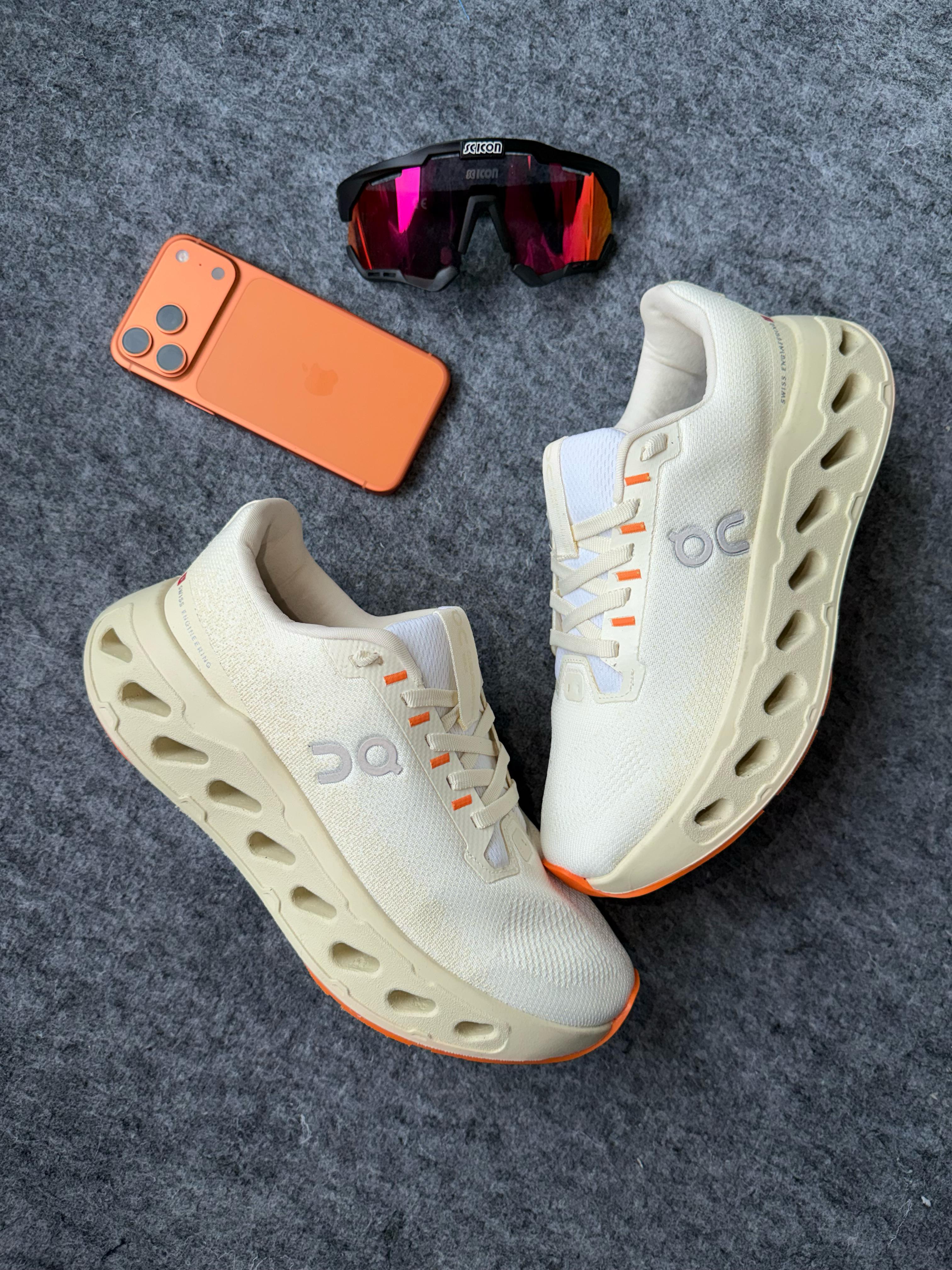 Tênis O.N. Cld. Running Eclipse Sol. EVA Off/Laranja