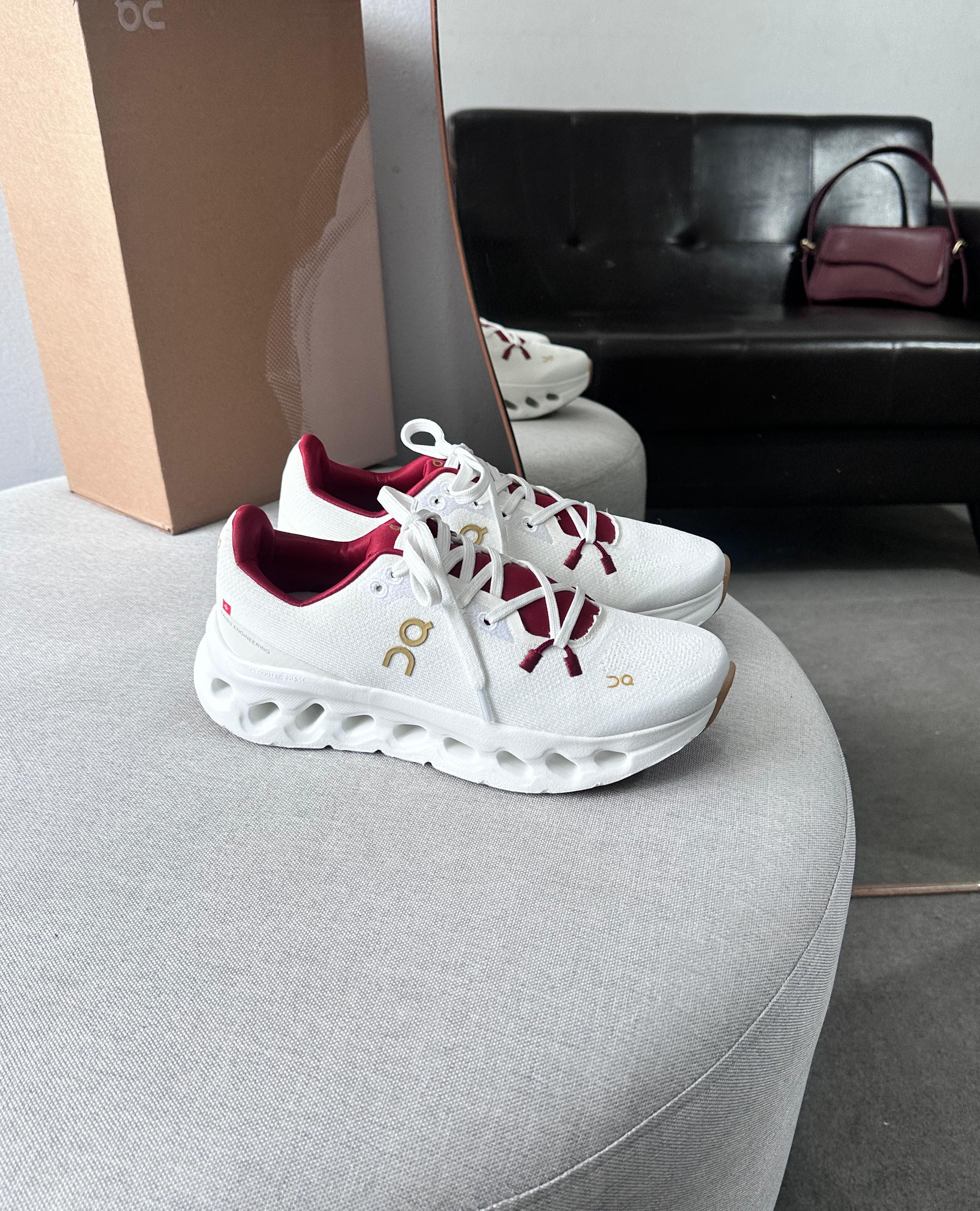 Tênis O.N. Cld. Asphalt Branco/Bordô