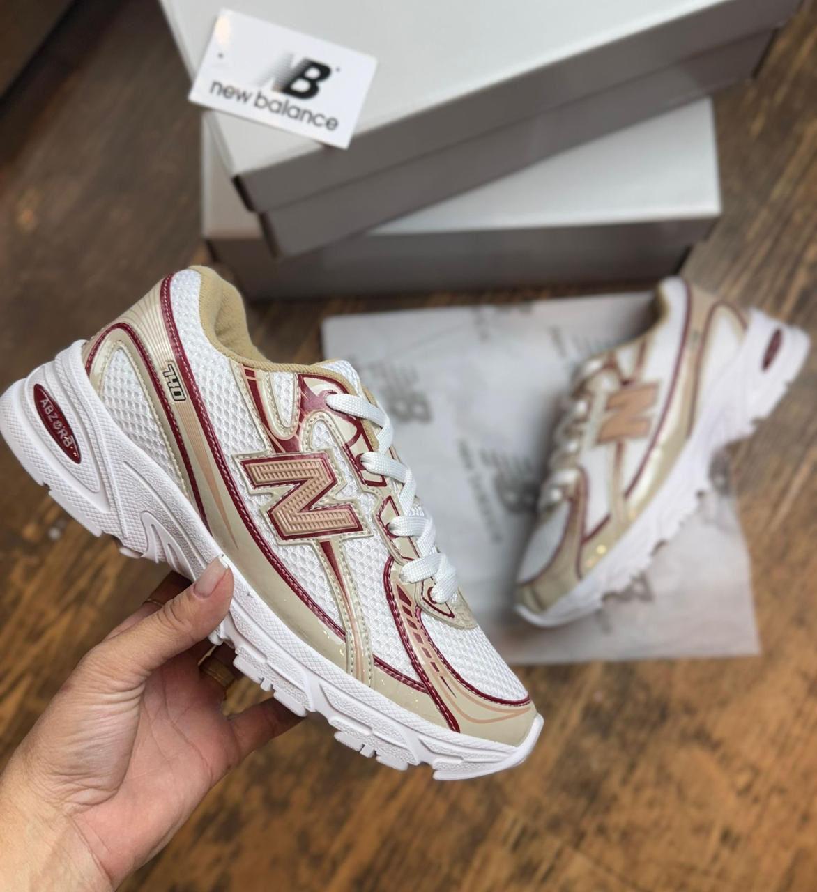 Tênis New Balance Feminino em PROMOÇÃO
