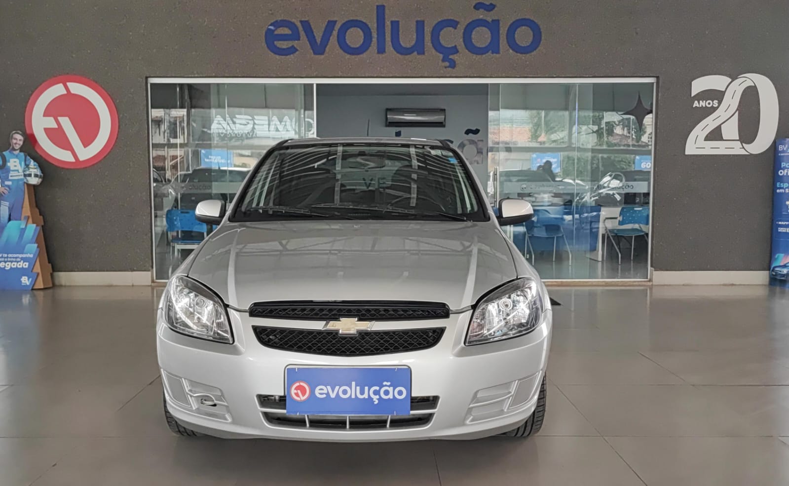 CELTA LT 1.0 COMPLETO 2013