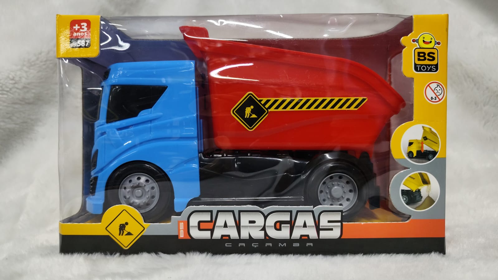 Caminhão BS Cargas Caçamba