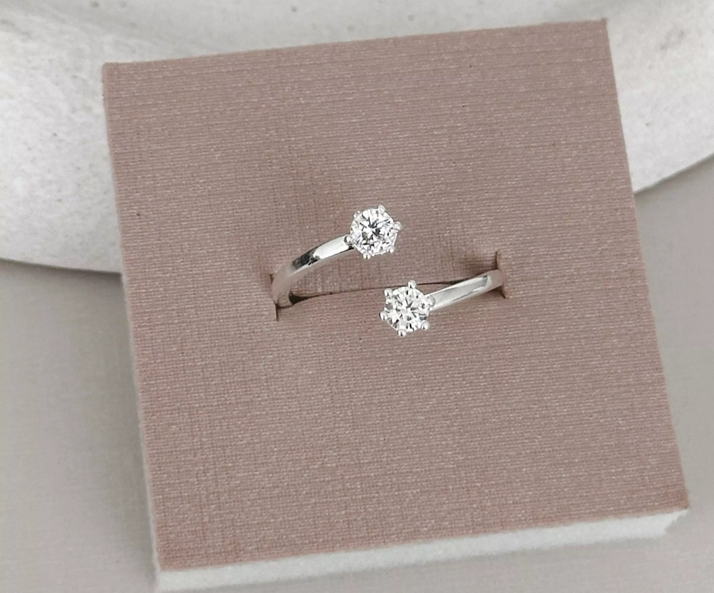 Anel ajustável pedras cristais