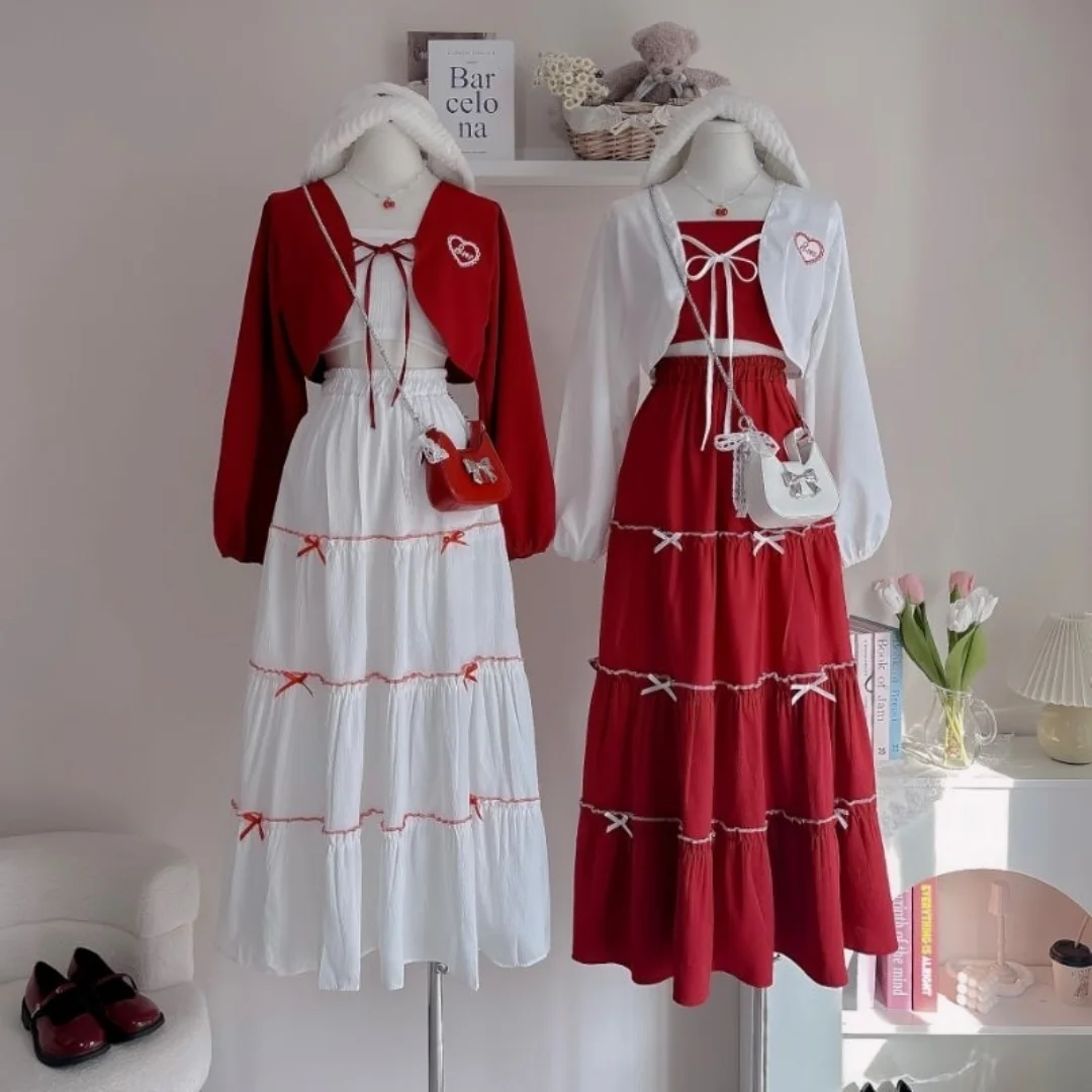 Conjunto Coquette com Casaquinho, Top e Saia + Acessórios