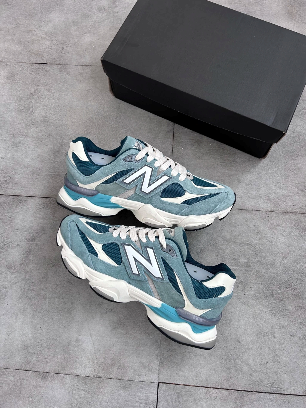 Tênis New Balance 9060 Verde