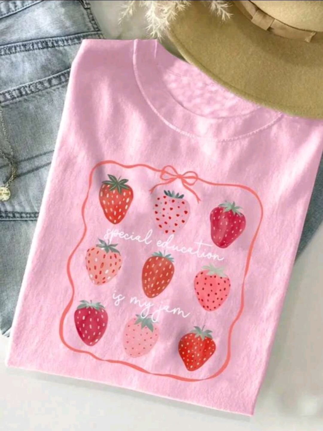 Camiseta Coquette Morangos Rosa