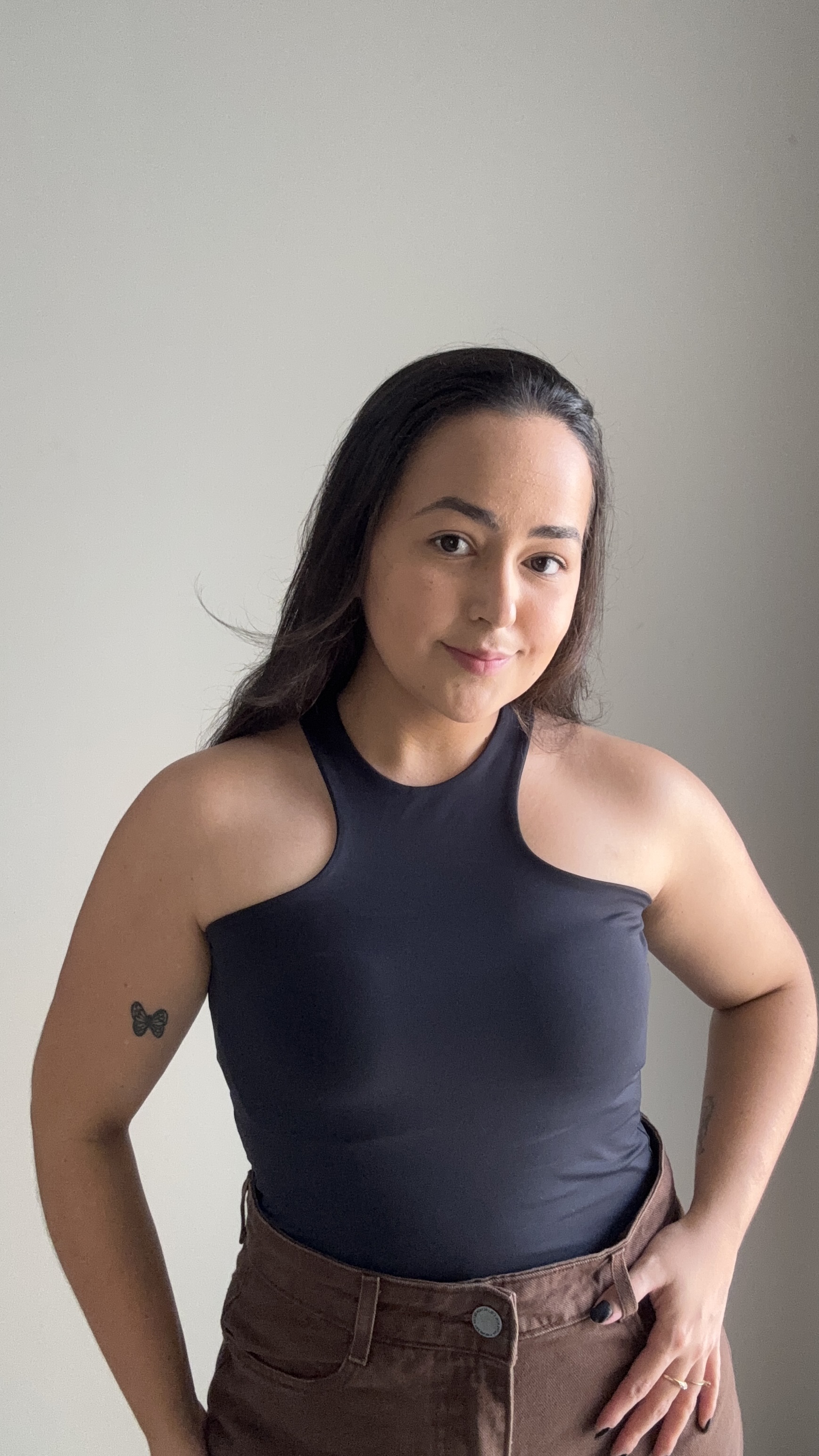 Regata Feminina Decote Halter Cava Americana Poliamida Premium Forrada - Modelo Nina