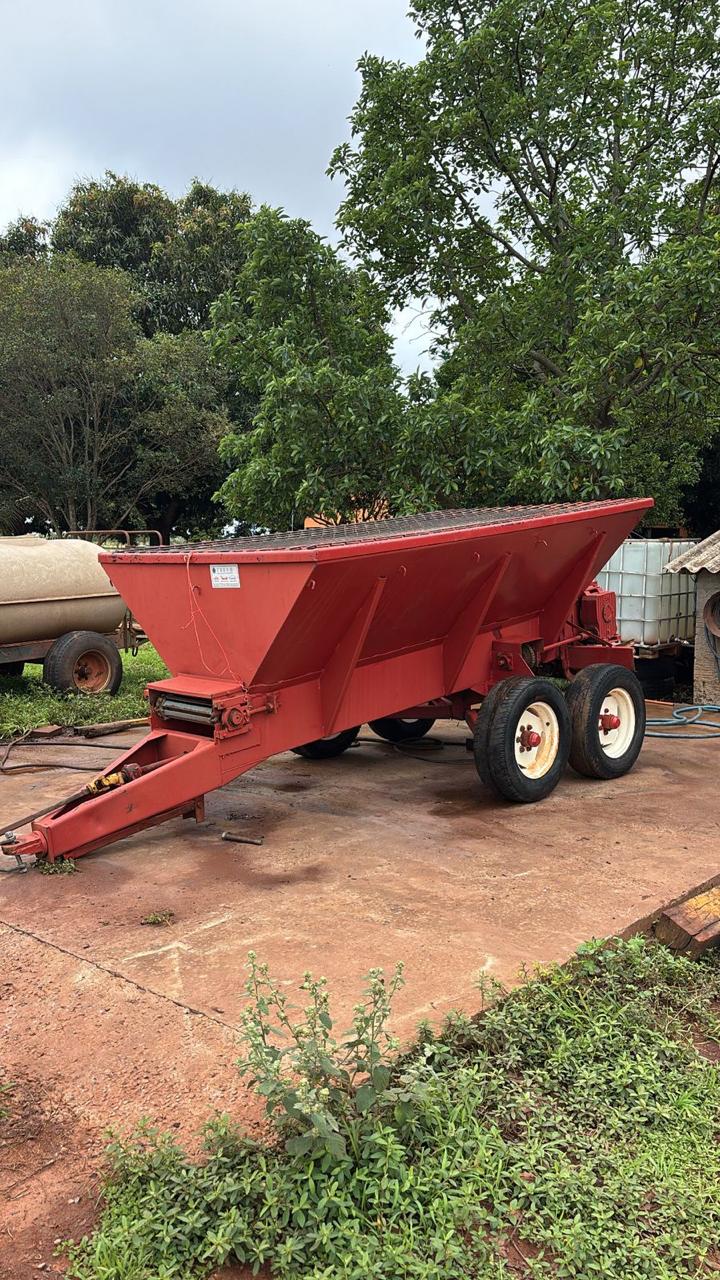 DISTRIBUIDOR DE CALCAREO JAN 6 TON