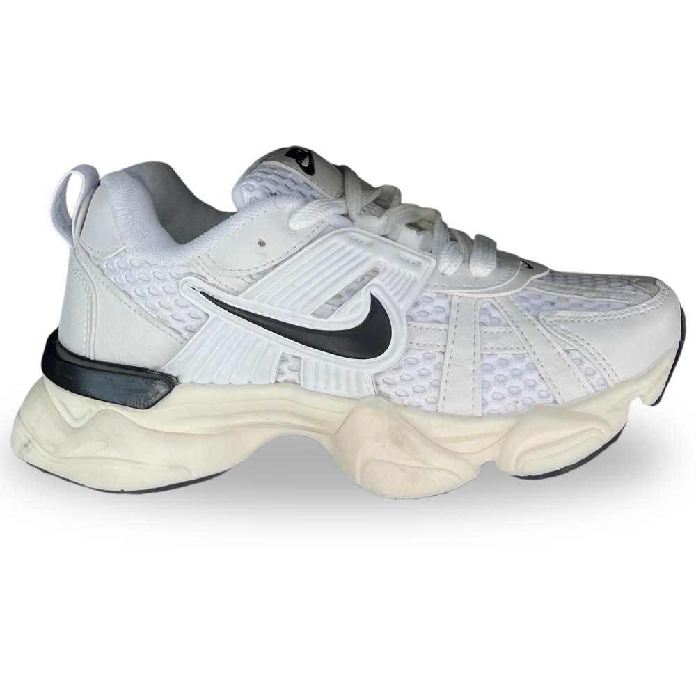 Nike V2K Run Branco/Preto