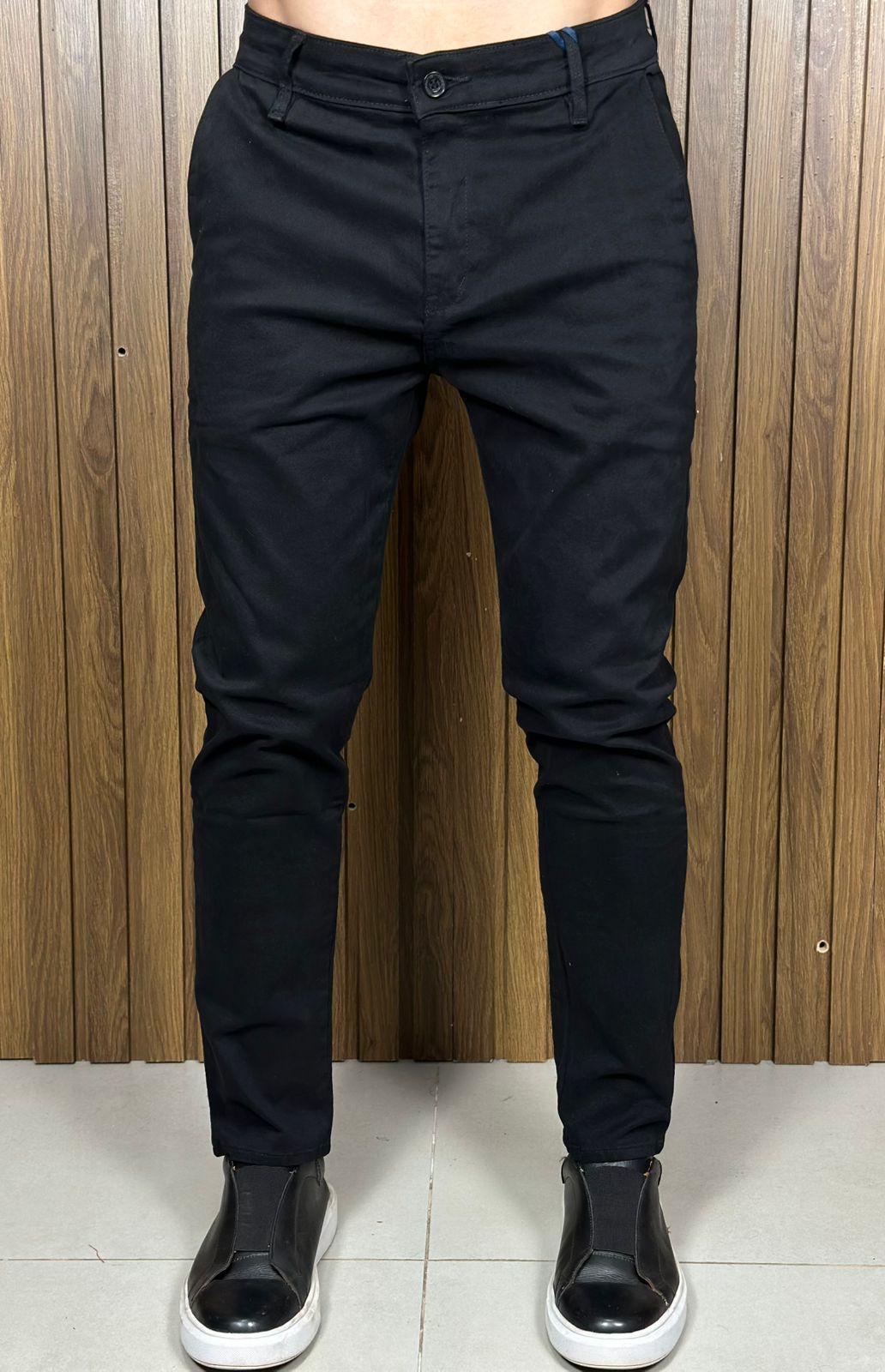 Calça Jeans Masculina TOMMY HILFIGER-Preto   Estilo, Conforto e Ajuste Perfeito