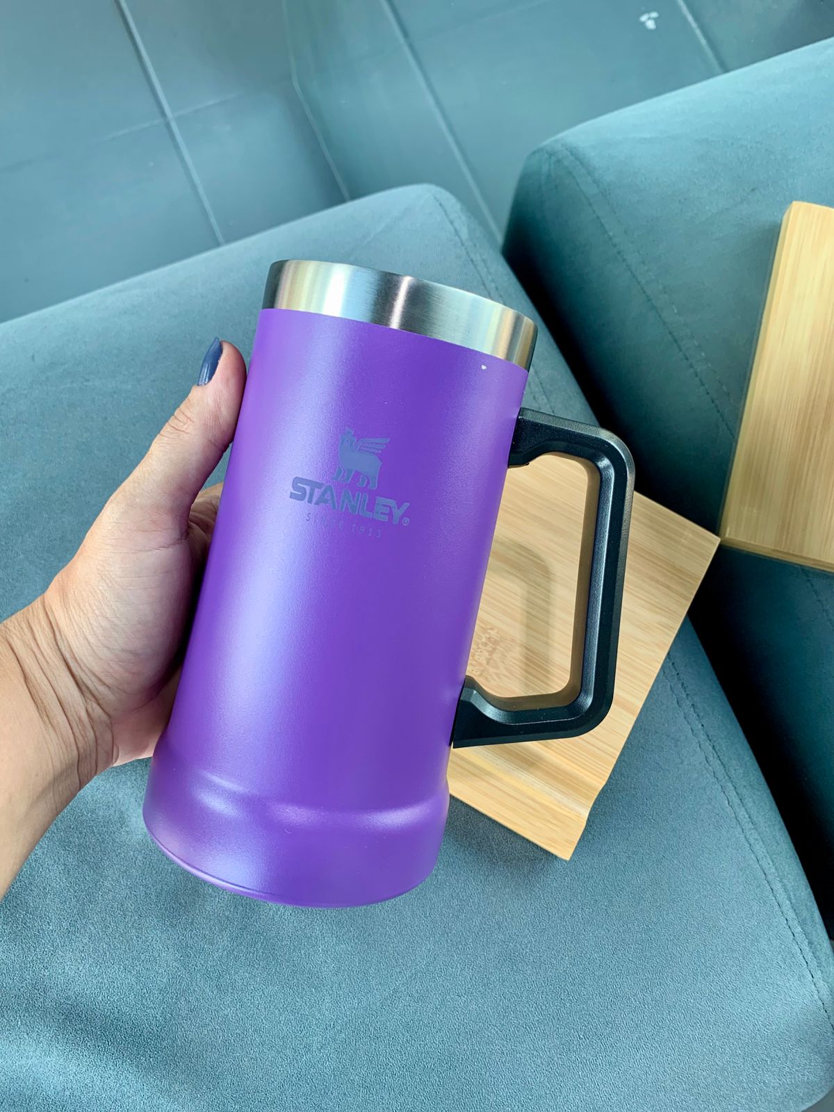 CANECA CERVEJEIRA STANLEY 710ML