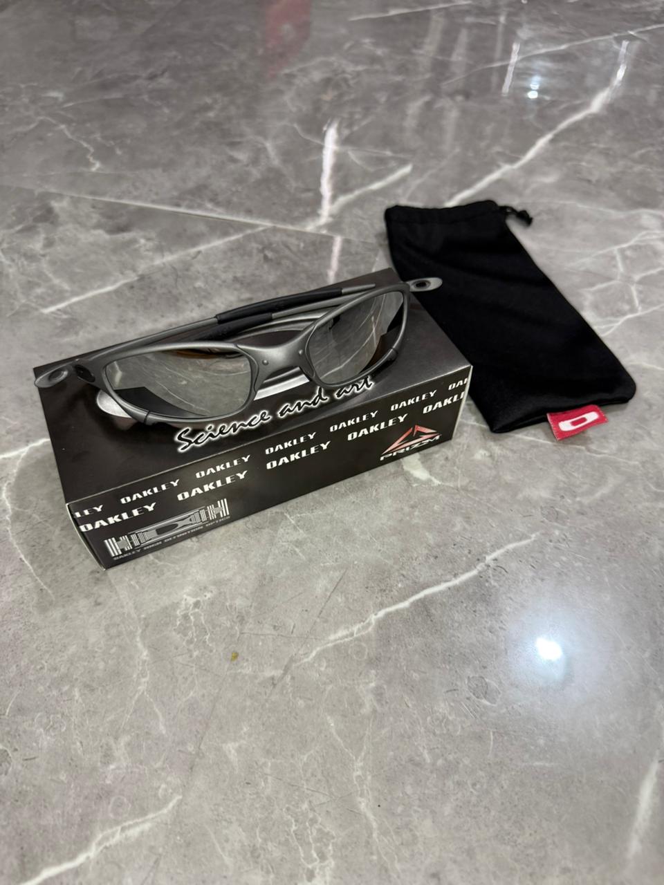 Óculos Oakley Juliet Prata