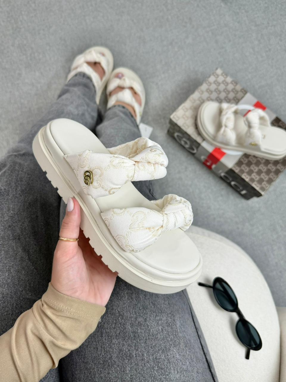 Sandálias Gucci Laço