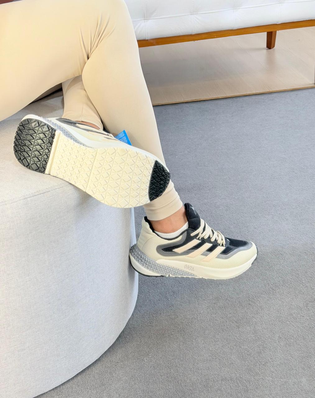 Tênis Adidas 4D Prime Feminino Areia/Preto   Conforto Máximo, Leveza e Design Moderno