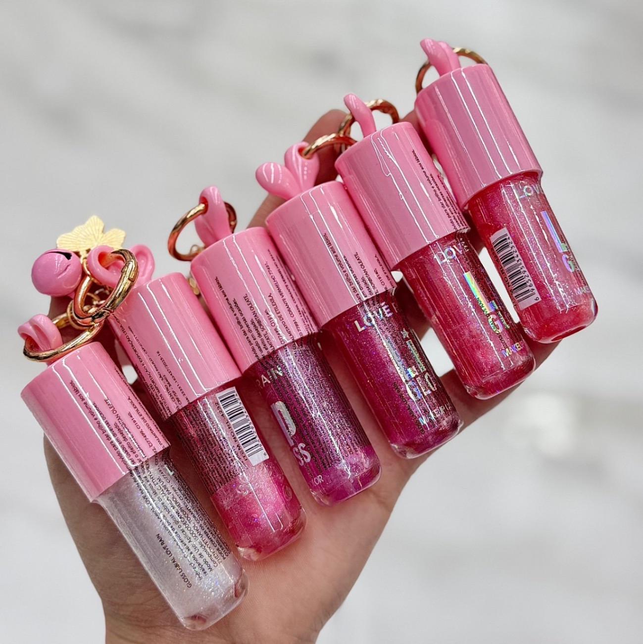 Lip Gloss Kiss Me + Chaveiro Lové Rain