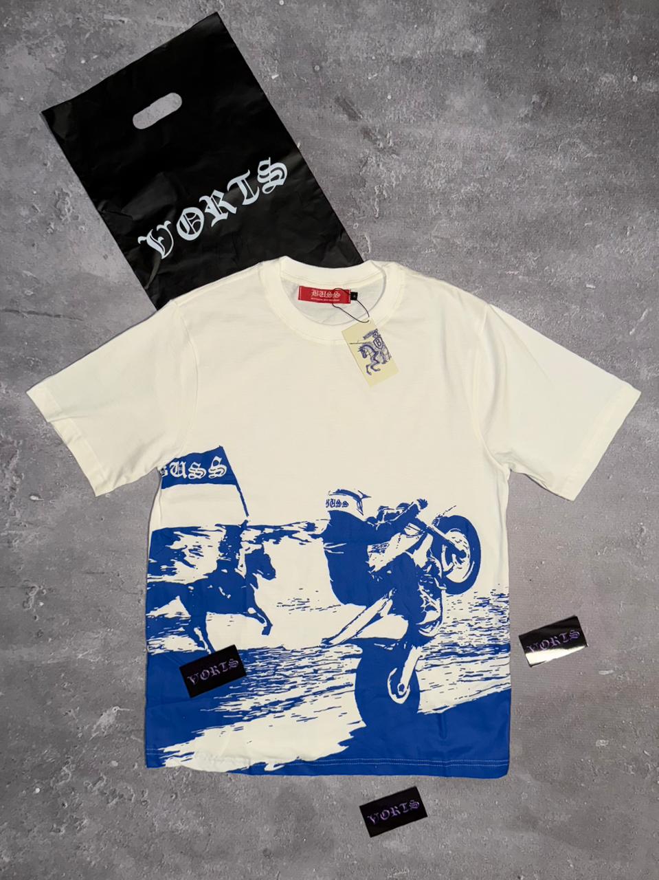CAMISETA BUSSFLY - DEIXA O CAVALO CORRER OFF-WHITE