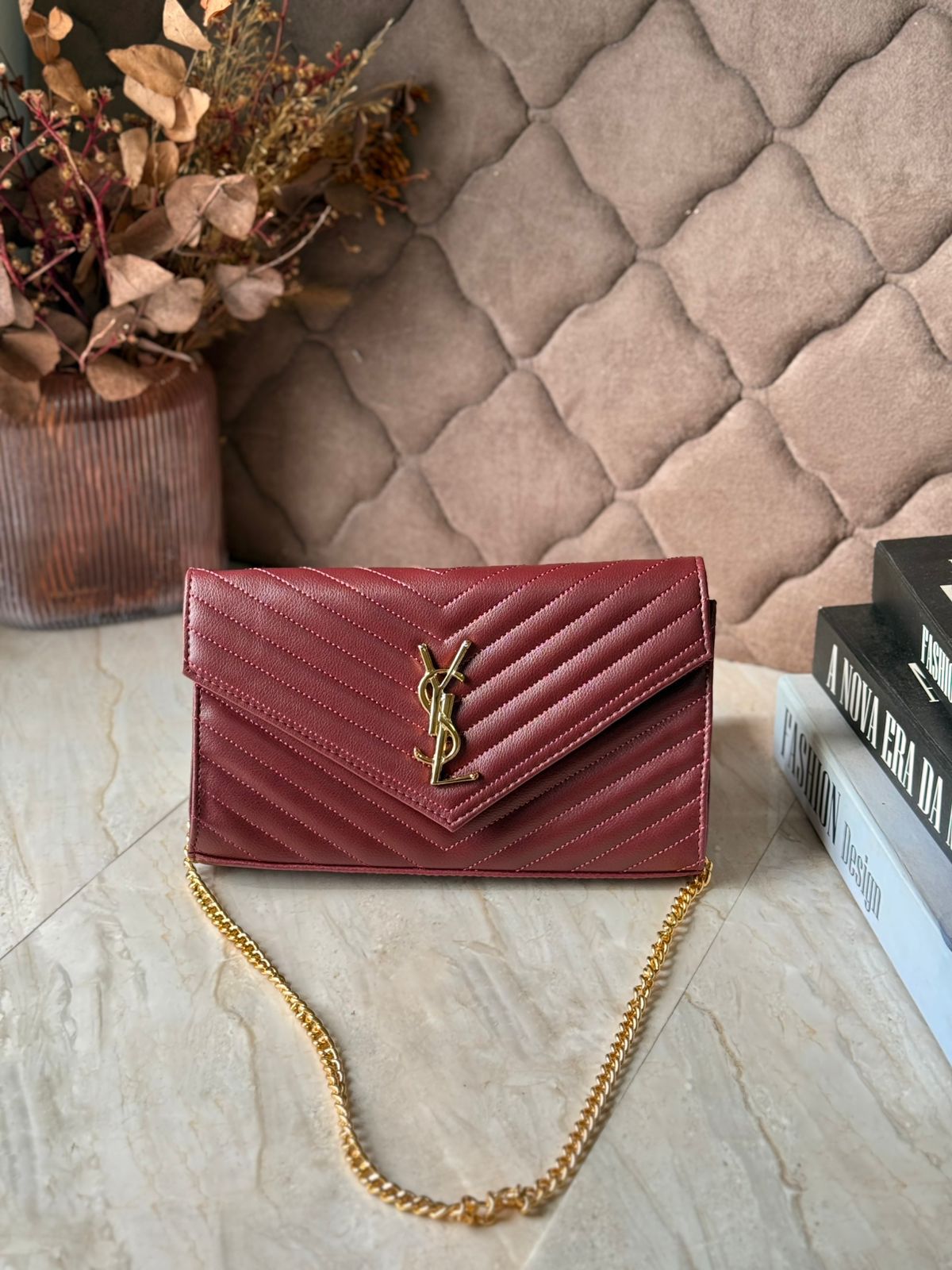 Bolsa Feminina YSL Clutch Luxo Matelassê com Corrente