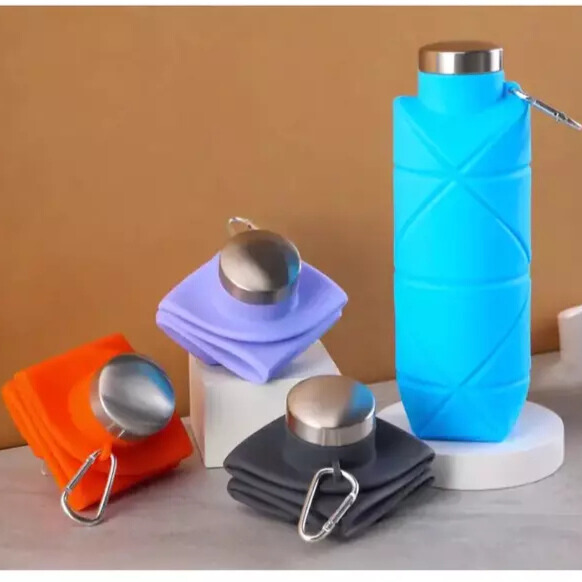 Garrafa de água dobrável de silicone de chaleira portátil esportes ao ar livre compressão viagem 700ML-envio imediato
