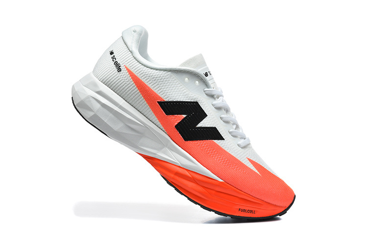 New Balance SC ELITE