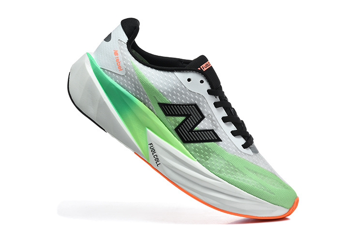 New Balance Rebel V5