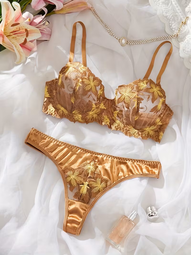 Conjunto Bordado Floral Dourado/Bronze-Sem Bojo com Aro