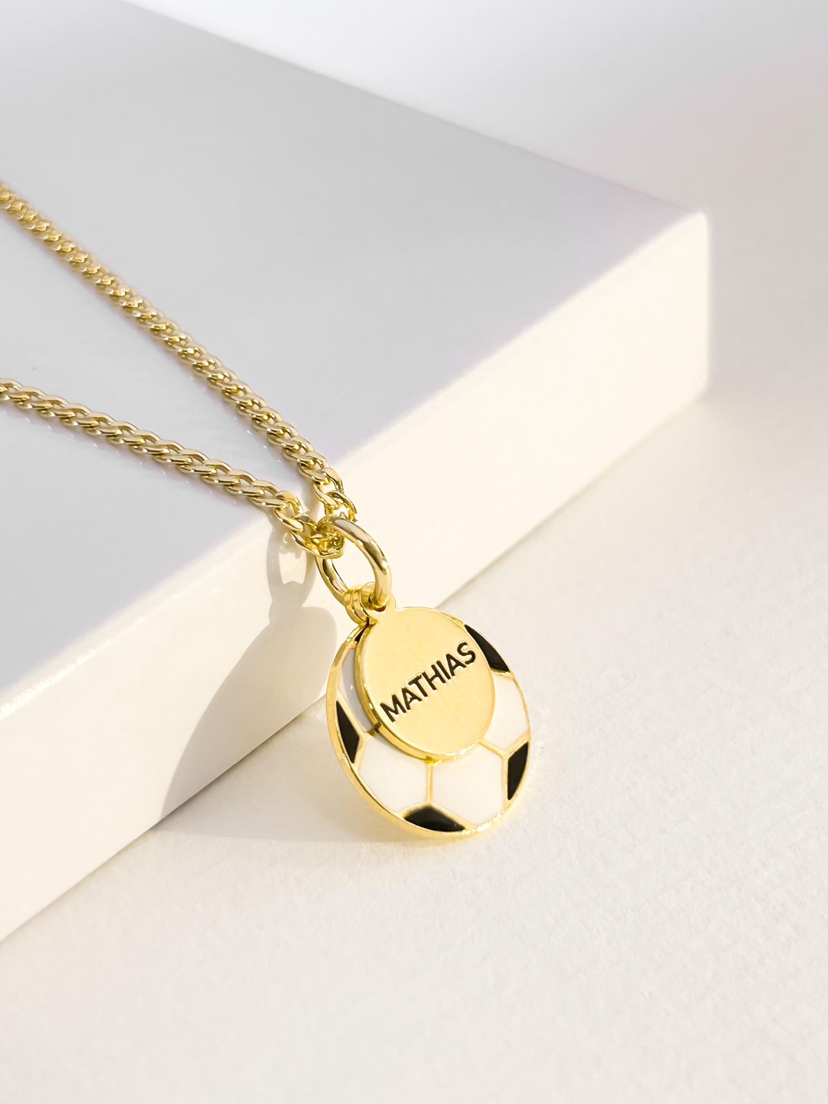 Colar infantil esporte  - bola banhado a ouro