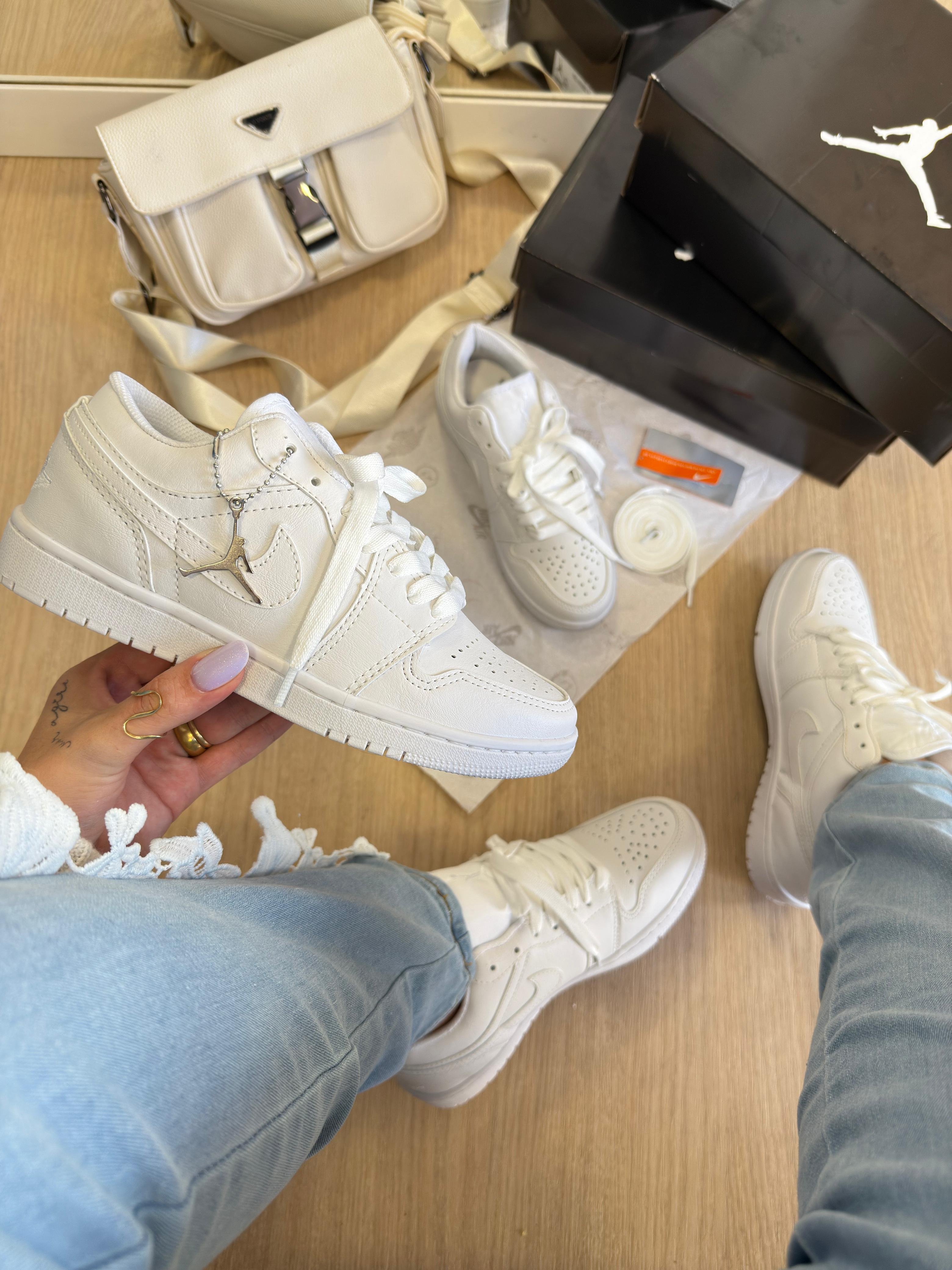 Air Jordan 1 Low - Branco