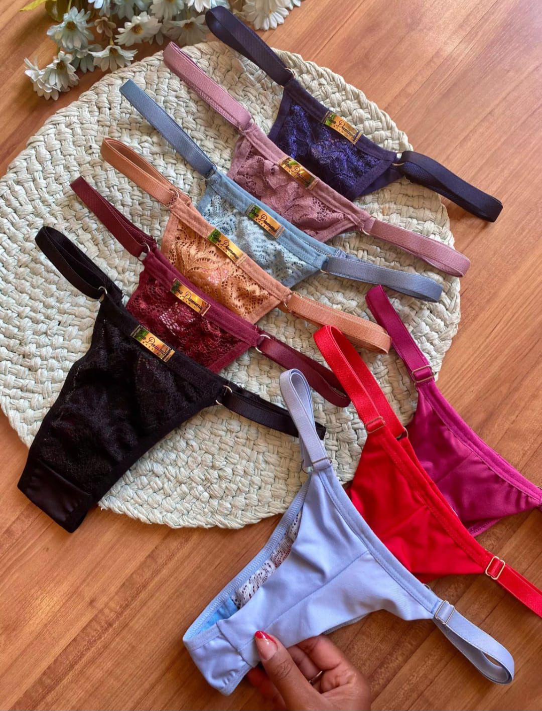 Calcinha Renda com Regulagem Lateral