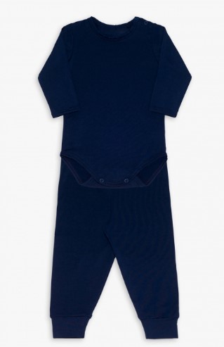 CONJUNTO DE BODY THERMO DRY DEDEKA