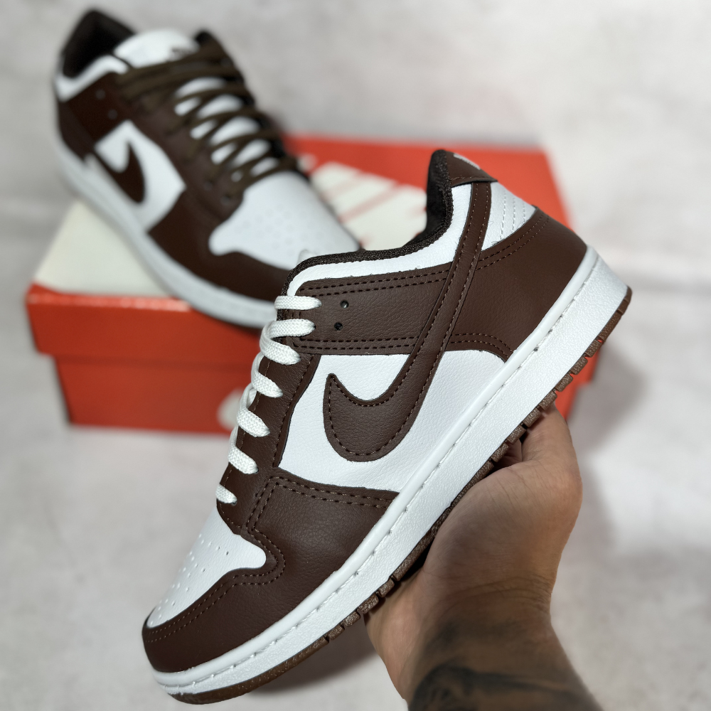 Dunk Low Pro marrom