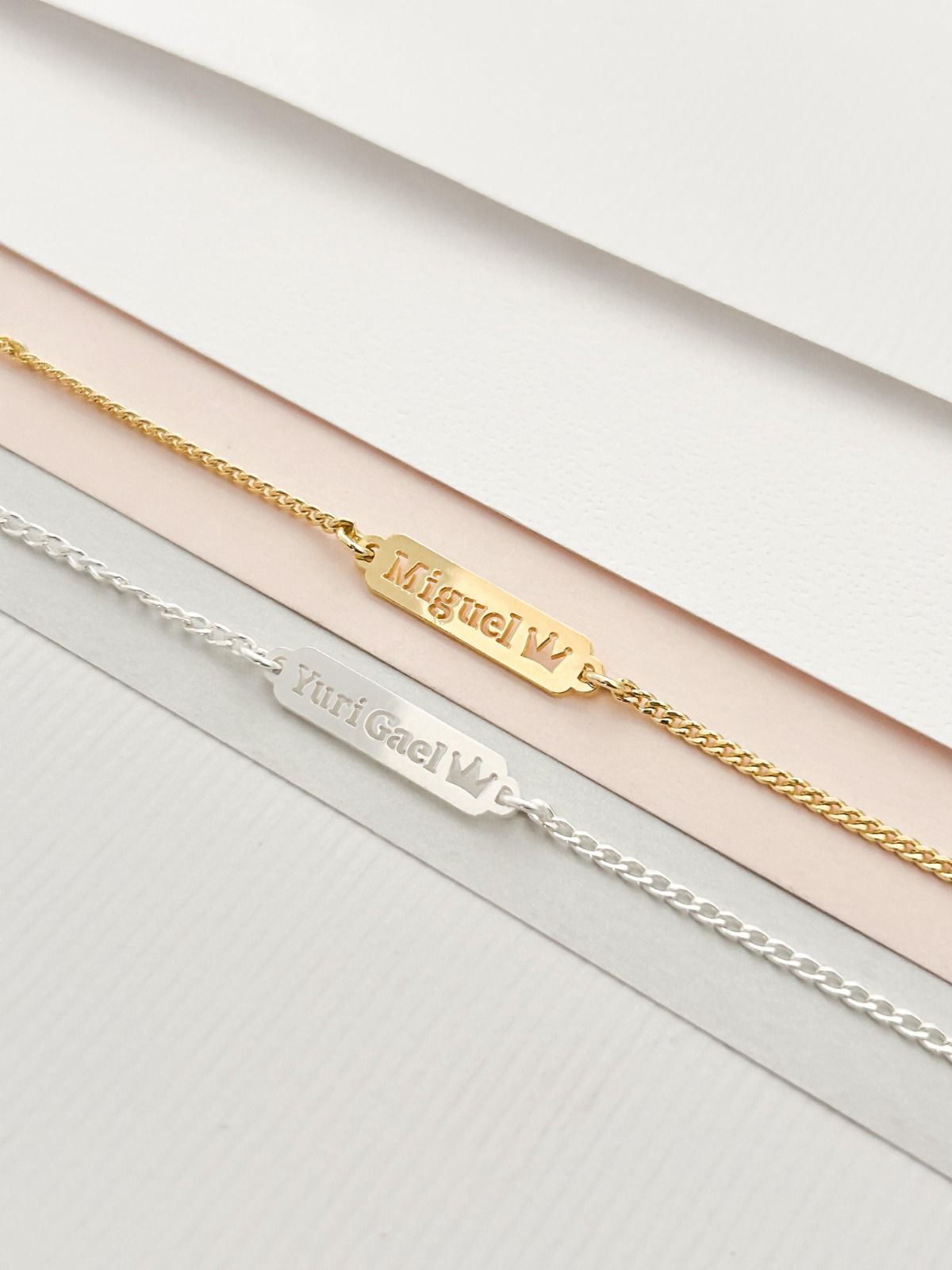 pulseira infantil com nome vazado banhado a ouro ou em prata925