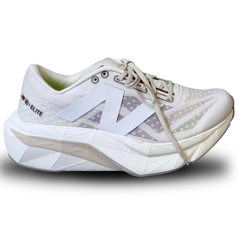 New Balance FuelCell Rebel Bege