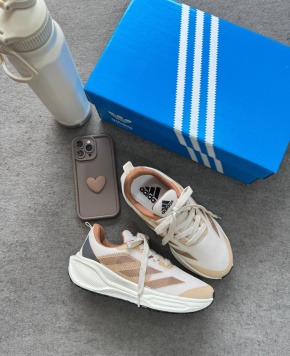 Adizero Boston 12 - Cacau